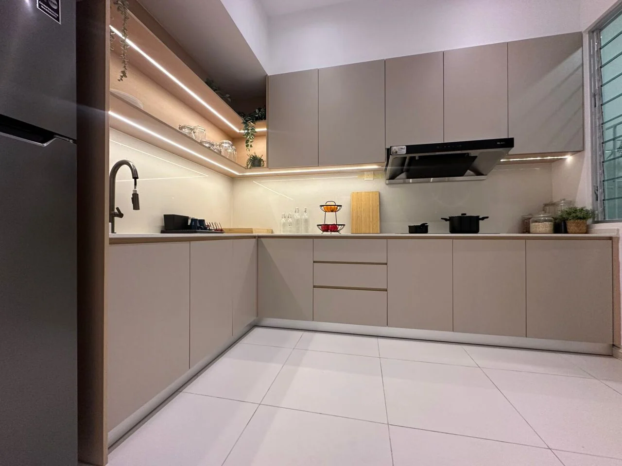 Goodwood Residence show unit kitchen